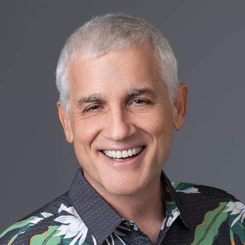 socialMediaBlackShirtSquare500px